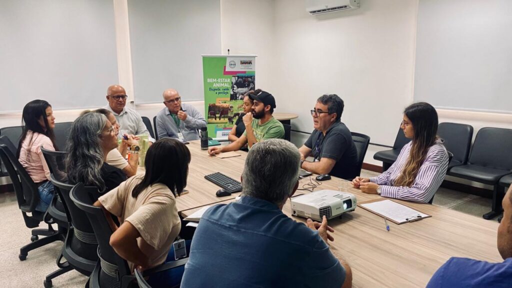 Adab capacita profissionais para atuação em eventos pecuários