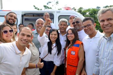 Governo do Estado reforça assistência após fortes chuvas e entrega equipamentos de saúde e defesa civil em Araci