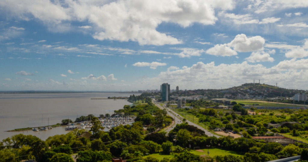 Porto Alegre terá semana com temperaturas estáveis e céu nublado