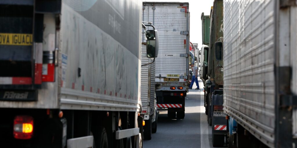 CMN regulamenta linha de R$ 6 bi para financiamento de caminhões