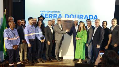 Jerônimo Rodrigues prestigia lançamento de projeto que vai transmitir energia renovável para 20 municípios baianos | SECOM
