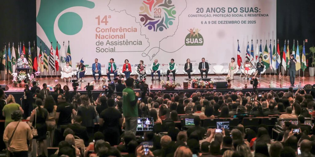 Lula propõe reunião dos Poderes para tratar de feminicídio