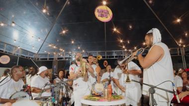 Banjo Novo, ambulantes, Baile da Santinha e mestres da cozinha estarão no Bem Bahia da TVE