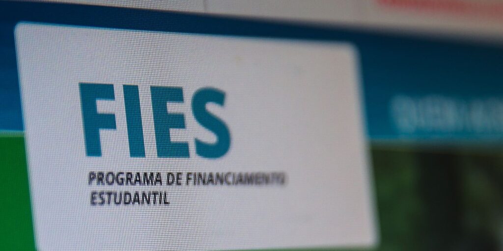 Fies: prazo para complementar inscrições postergadas começa hoje