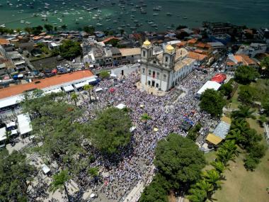 Governador celebra a fé e tradição baiana na chegada à Basílica do Senhor do Bonfim