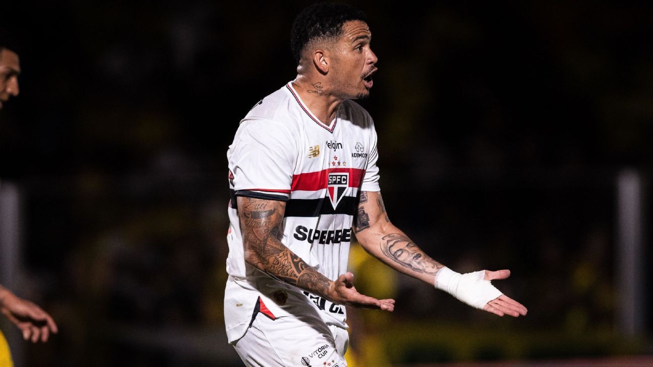Luciano desabafa, pede apoio da torcida do São Paulo e prevê 2026 mais difícil que 2025
