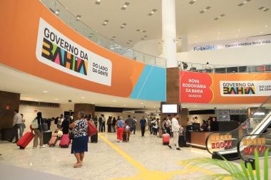 Turistas nacionais e estrangeiros aprovam nova Rodoviária da Bahia | SECOM
