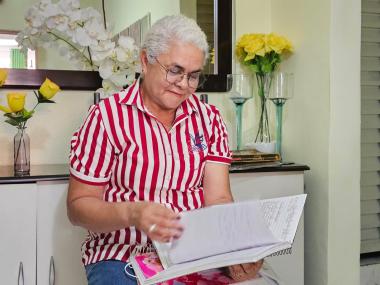 Da EJA à universidade federal: aos 65 anos, estudante da rede estadual é aprovada no SISU