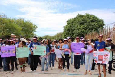 Dia da Mulher: estudantes e professores do Colégio Estadual Indígena Coroa Vermelha promovem ações contra violência de gênero