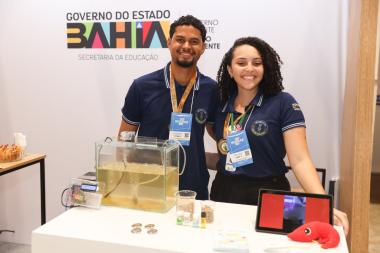 Educação apresenta serviços e orientações durante encontro de prefeitos, em Salvador | SECOM