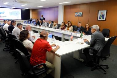 Estado amplia apoio a Ruy Barbosa com novos investimentos e entrega de equipamentos