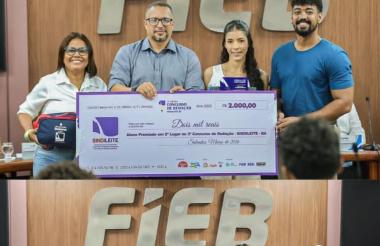 Inspirado em ‘Geografia da Fome’, estudante de Tabocas do Brejo Velho vence concurso de redação