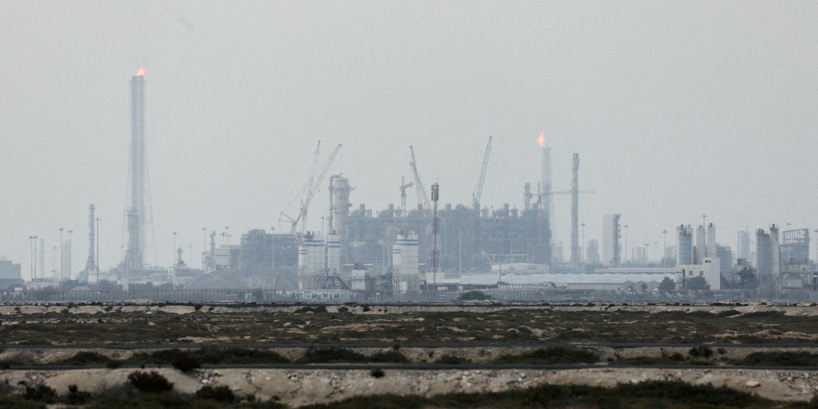 Mercado vive turbulência com infraestrutura petrolífera sob ataque