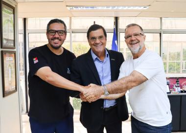 SDE apresenta projeto de desenvolvimento econômico, através do turismo inteligente, ao Consórcio Nordeste