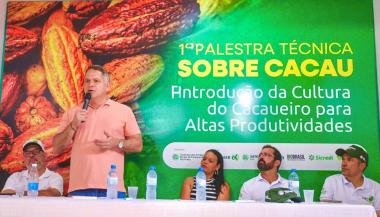 Seagri participa de encontro com produtores rurais em Formosa do Rio Preto para discutir fortalecimento do setor | SECOM