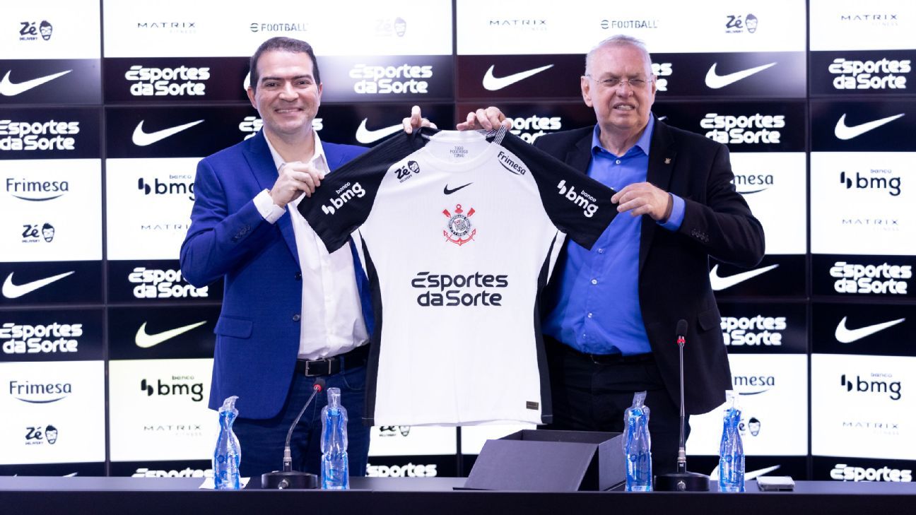 Corinthians contrata profissional de mercado ex-United e Chelsea e que levou atacante do Palmeiras para Premier League