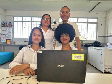 Estudantes da rede estadual conquistam medalha de prata em feira científica internacional | SECOM
