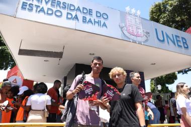 Estudantes da rede estadual têm até esta quarta (29) para se inscrever nas vagas remanescentes do FIES | SECOM