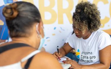 Programa Corra pro Abraço Periferias inaugura unidade no bairro de Águas Claras | SECOM