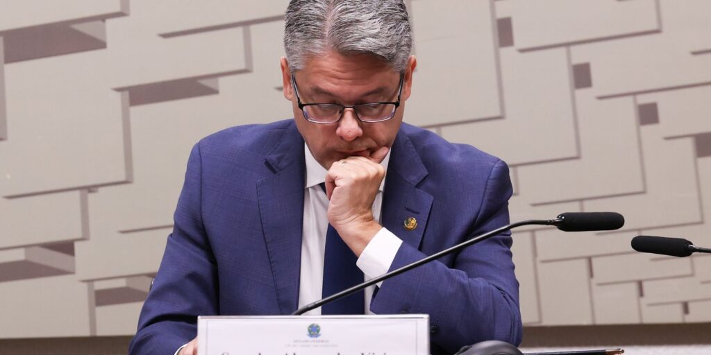 Relator da CPI pede indiciamentos de Toffoli, Moraes, Gilmar e Gonet