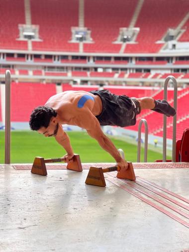 Atleta baiano da calistenia disputa torneio nacional visando vaga em mundial na Itália