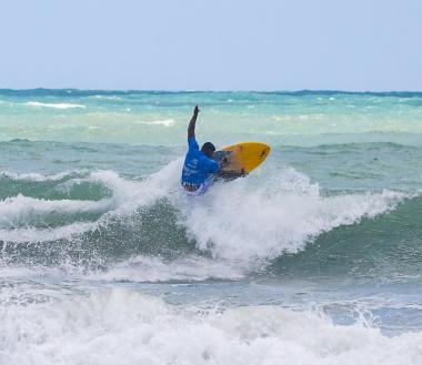 Bahia viaja para disputa de etapa do Brasileiro de parasurf em busca de vaga no Mundial