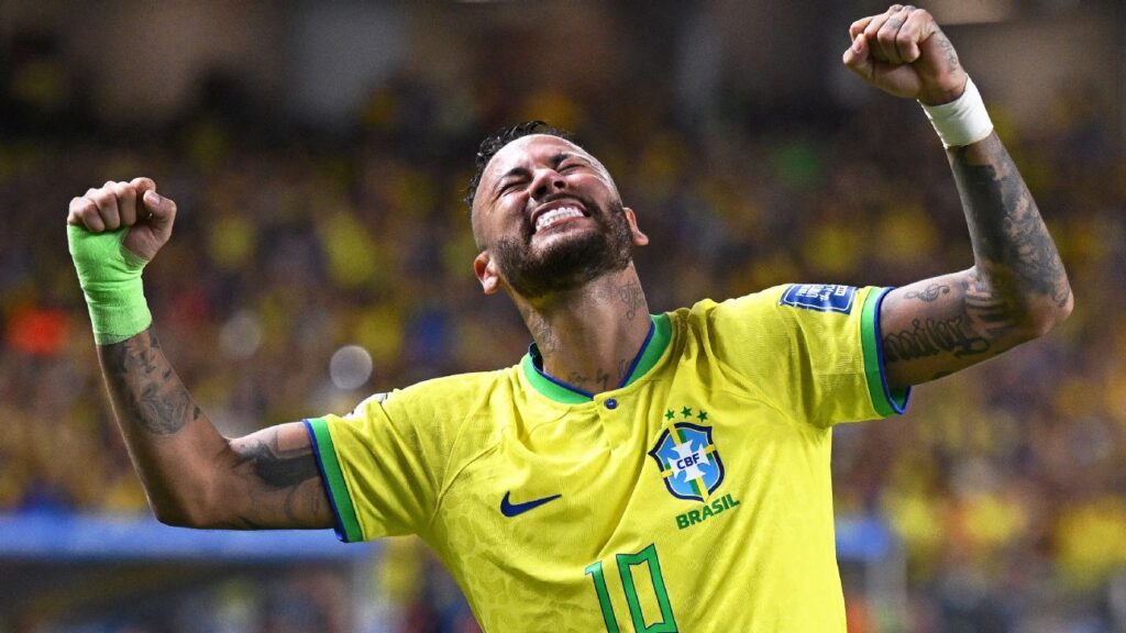 Seleção encaminha Neymar para exames e aguarda resultados para definir situação antes da Copa