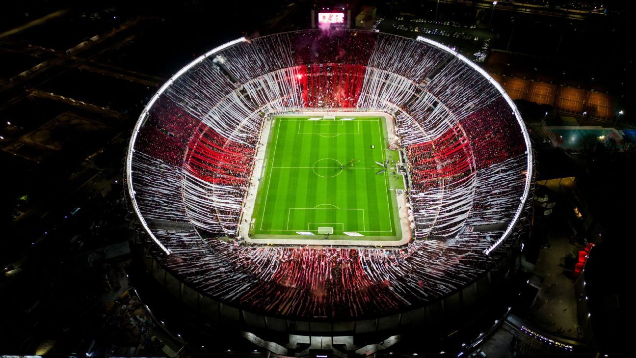 Barcelona recebe convite do River Plate para amistoso na Argentina; veja os detalhes