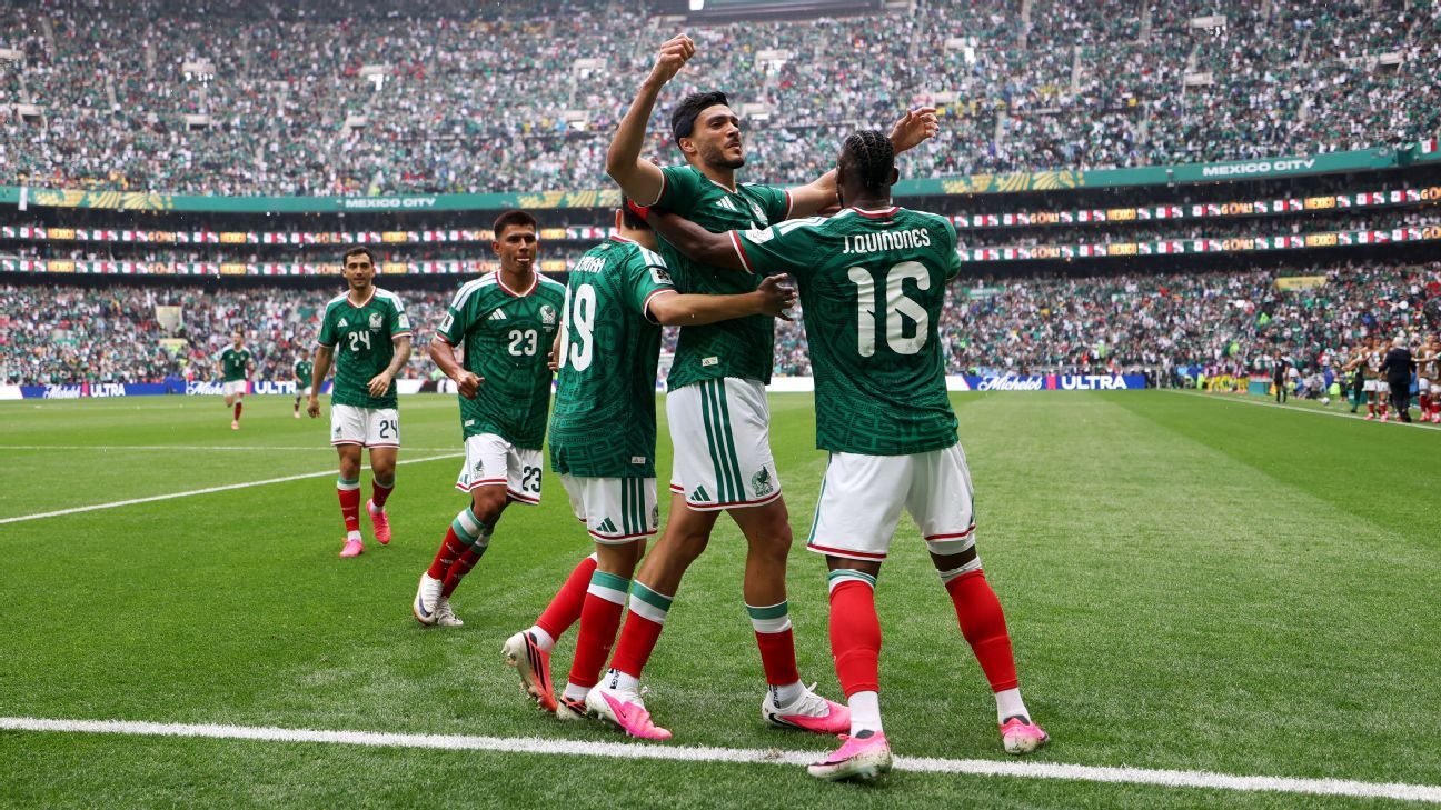 México vence África do Sul em abertura da Copa do Mundo com 'olé' no primeiro minuto e três expulsões