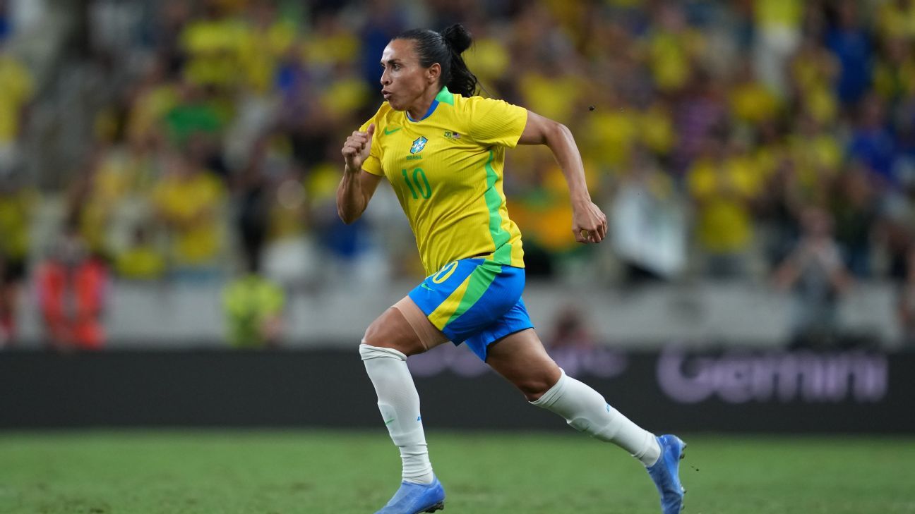 Seleção Brasileira feminina tem expulsões, luta no Castelão lotado, mas desvio 'cruel' decide e dá vitória aos Estados Unidos