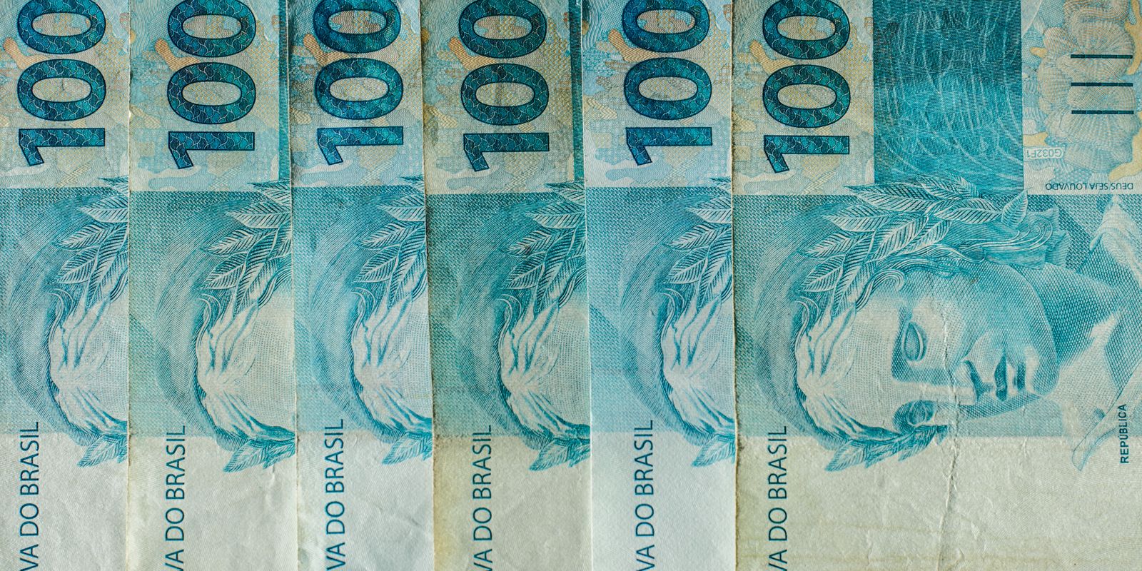 Caixa paga Bolsa Família de julho a beneficiários com NIS de final 4