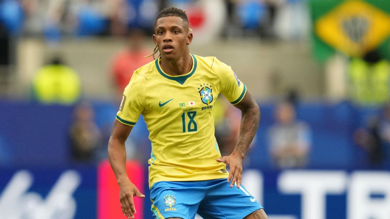 Palmeiras vive 'dia D' por Danilo e espera finalizar negócio antes de Botafogo x Vitória