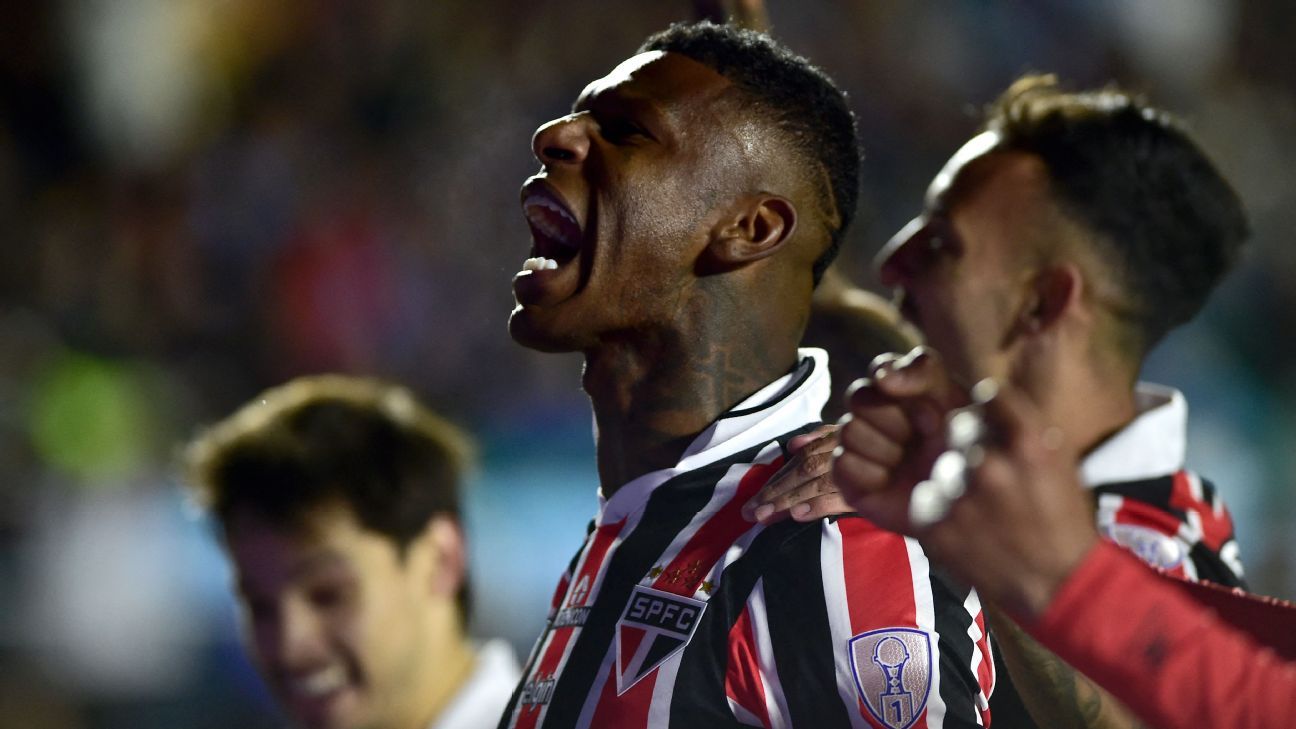 Arboleda desabafa sobre sumiço, diz que sofreu com depressão e é sincero sobre torcida do São Paulo: 'Sei que está brava comigo'