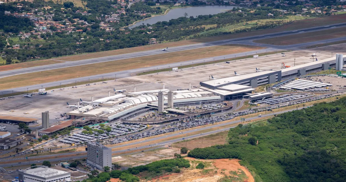 Aeroporto de Confins volta à normalidade depois de suspender operações