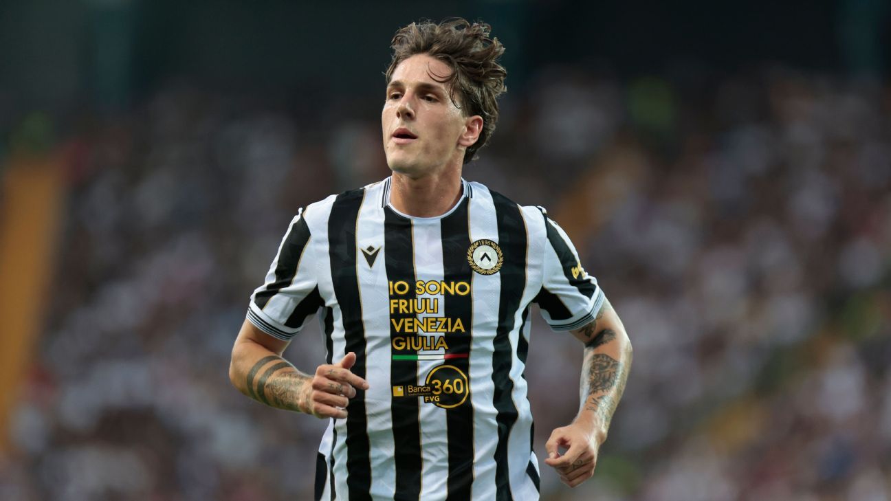 O 'futuro dono da Bola de Ouro' que empolgou lenda italiana e busca recomeço na Udinese
